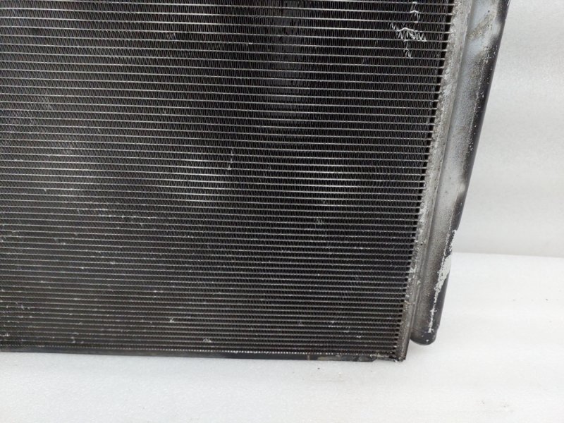 Радиатор кондиционера Toyota Land Cruiser J200 1VDFTV 2014 (б/у) Радиатор кондиционера Toyota Land Cruiser J200 1VDFTV 2014 (б/у)