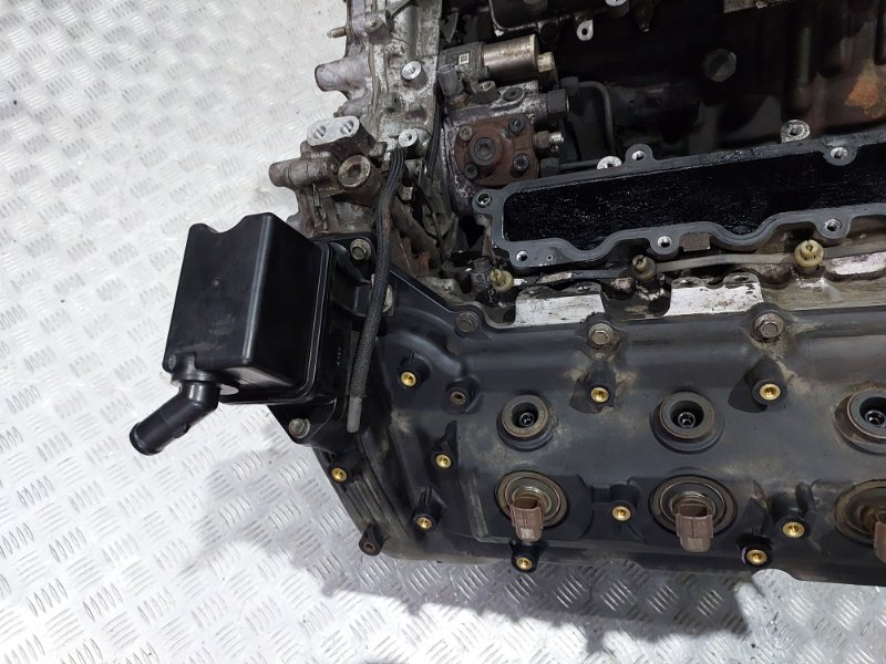 Двигатель Toyota Land Cruiser J200 1VDFTV 2014 (б/у)