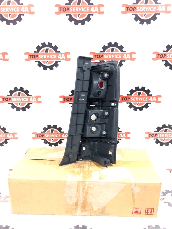 Фонарь Mazda Bongo Friendee SG 2000 задн. лев.