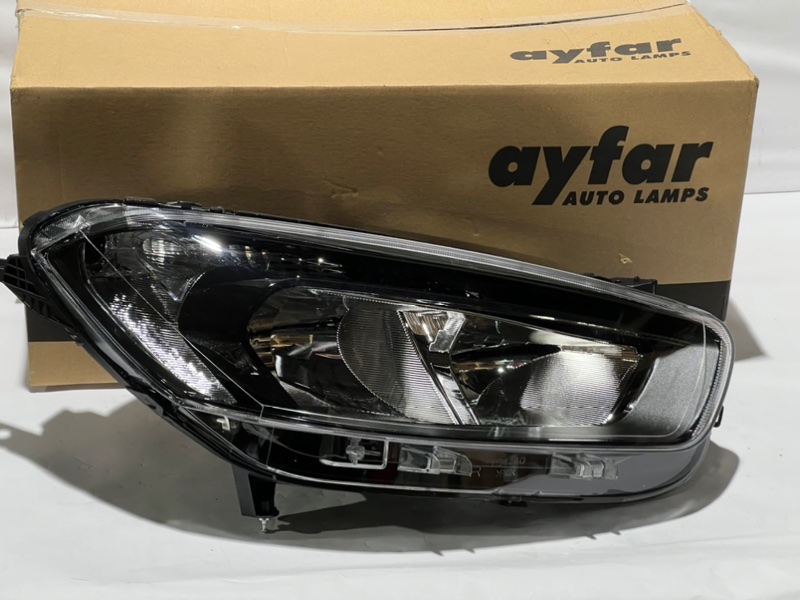 Фара правая Ford Transit Courier B460 2014