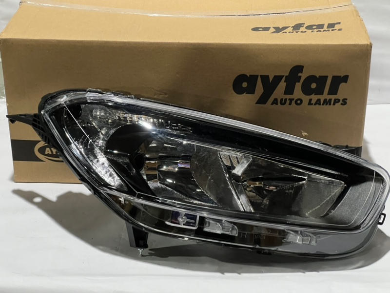 Фара правая Ford Transit Courier B460 2014