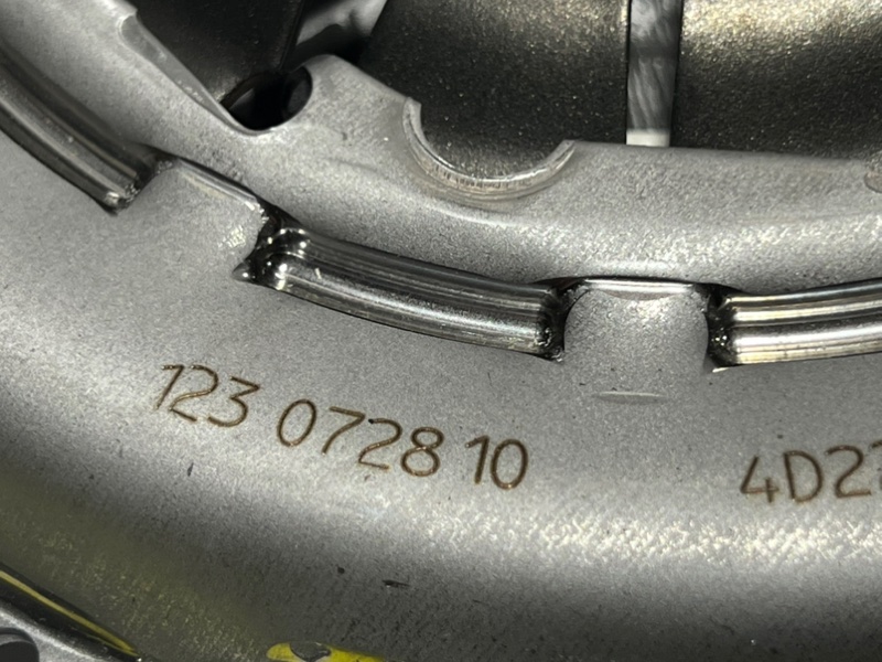 Комплект сцепления маховик Renault Nissan Dacia 1.5 DCI K9K Комплект сцепления маховик Renault Nissan Dacia 1.5 DCI K9K