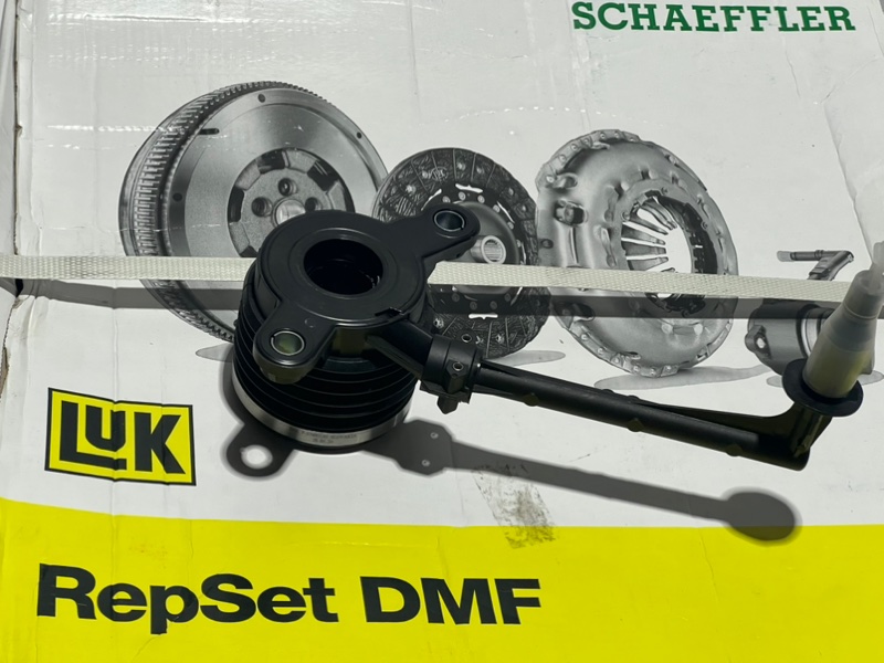 Комплект сцепления маховик Renault Nissan Dacia 1.5 DCI K9K Комплект сцепления маховик Renault Nissan Dacia 1.5 DCI K9K