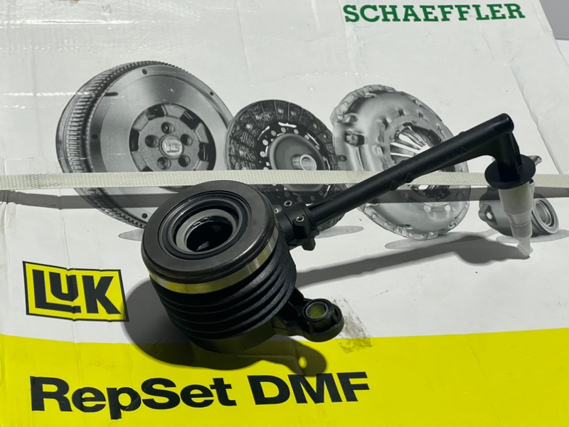 Комплект сцепления маховик Renault Nissan Dacia 1.5 DCI K9K Комплект сцепления маховик Renault Nissan Dacia 1.5 DCI K9K