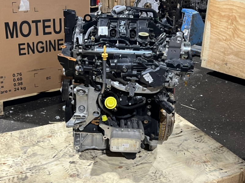 Двигатель новый Renault Opel Nissan Trafic Vivaro NV300 3 / B / X82 1.6 DCI R9M