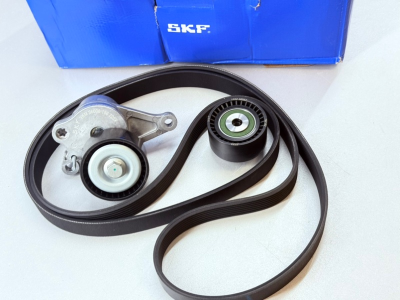 Ремень приводной с роликами Renault Master 3 2.3 DCI M9T 2010 Ремень приводной с роликами Renault Master 3 2.3 DCI M9T 2010