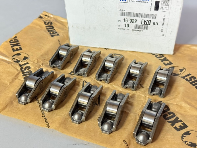 Рокер коромысло клапана Peugeot Citroen Ford 1.5 HDI DV5R