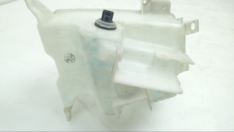 Бачок омывателя TOYOTA CELSIOR UCF31 3UZ 2004 (б/у) Бачок омывателя TOYOTA CELSIOR UCF31 3UZ 2004 (б/у)