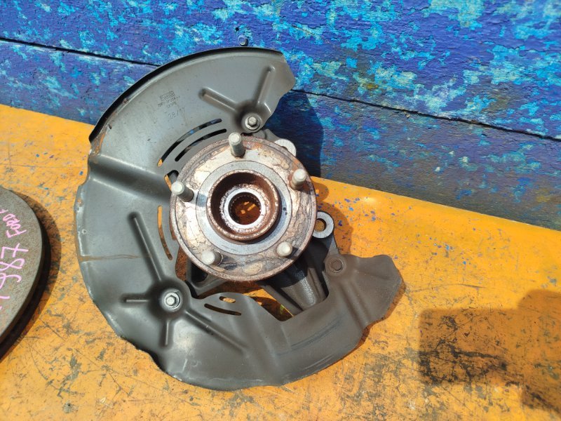 Ступица FORD FOCUS RS DYB YVDA перед. прав. (б/у)