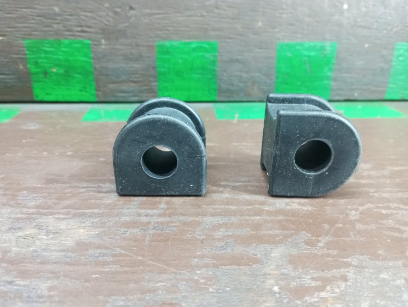 Втулка стабилизатора Ford Fiesta JA 2000