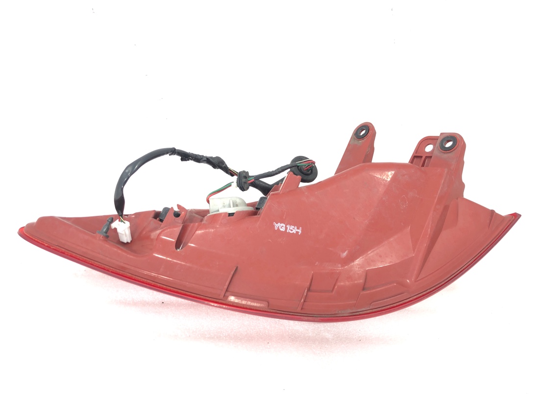 Стоп-сигнал Nissan Skyline Crossover NJ50 VQ37VHR 2010 прав. (б/у) Стоп-сигнал Nissan Skyline Crossover NJ50 VQ37VHR 2010 прав. (б/у)