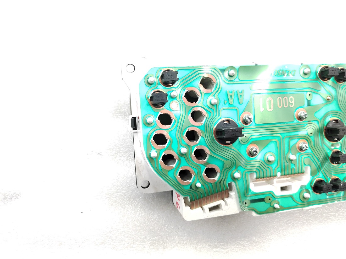 Спидометр Suzuki Jimny Wide JB33W G13B 1998 (б/у)