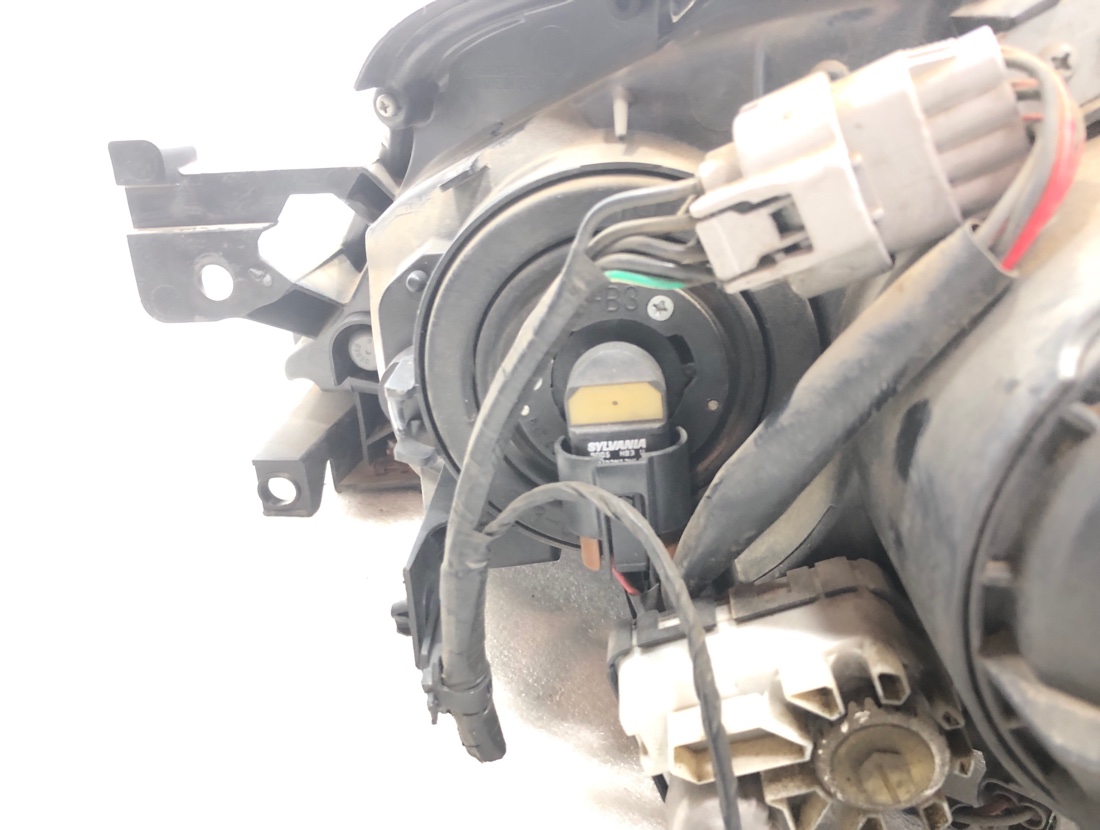 Фара Subaru Impreza GH8 EJ20X 2008 прав. (б/у) Фара Subaru Impreza GH8 EJ20X 2008 прав. (б/у)