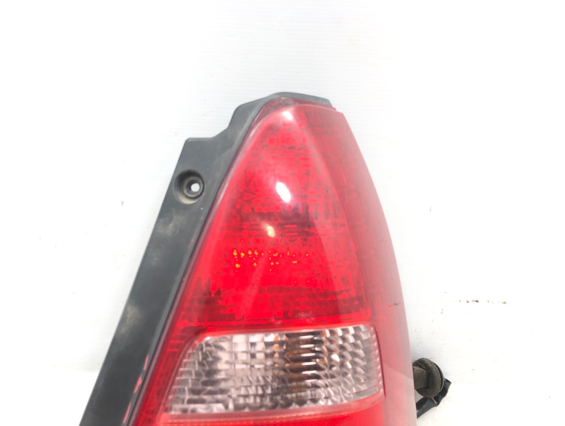 Стоп-сигнал Subaru Forester SG5 EJ20 2003 прав. (б/у)