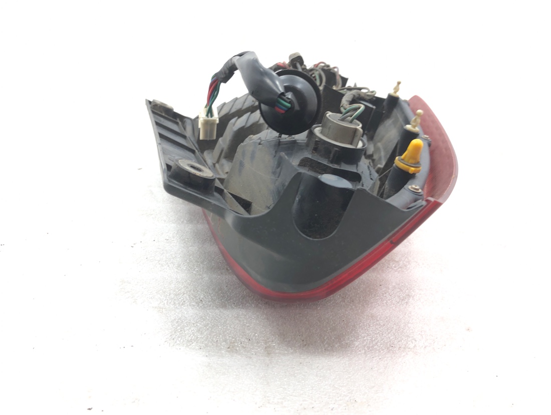 Стоп-сигнал Subaru Forester SG5 EJ20 2003 прав. (б/у)