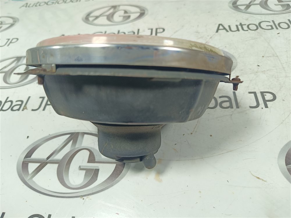 Фара MITSUBISHI PAJERO V25 6G74 1999 перед. лев. (б/у) Фара MITSUBISHI PAJERO V25 6G74 1999 перед. лев. (б/у)