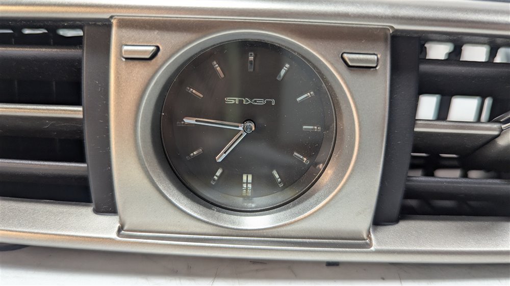 Часы LEXUS IS300H AVE30 2AR-FSE 2013 (б/у)