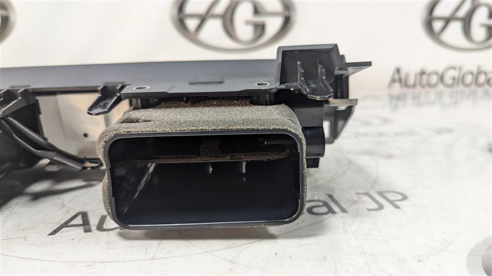 Часы LEXUS IS300H AVE30 2AR-FSE 2013 (б/у)