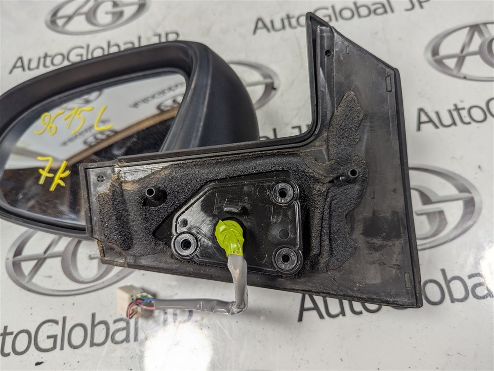 Зеркало TOYOTA AQUA NHP10 1NZ-FXE 2014 лев. (б/у)