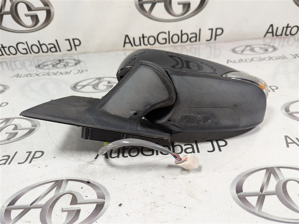 Зеркало TOYOTA AQUA NHP10 1NZ-FXE 2014 лев. (б/у)