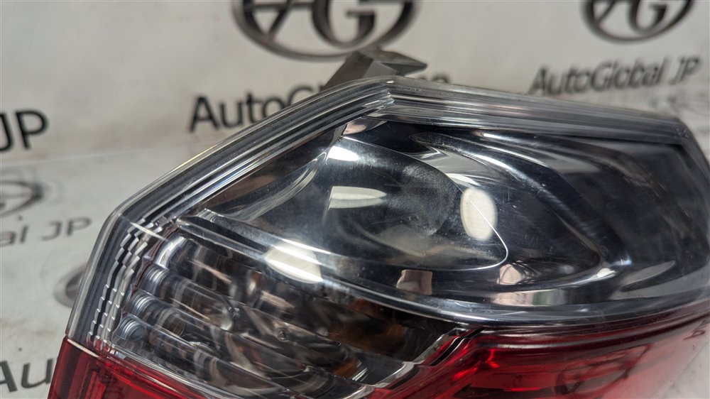 Стоп-сигнал HONDA SHUTTLE GP7 LEB 2015 задн. прав. (б/у) Стоп-сигнал HONDA SHUTTLE GP7 LEB 2015 задн. прав. (б/у)