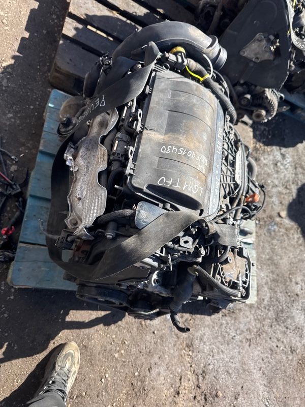 Двигатель Renault 3008 1 DW10CTED4 (RHE) 2.0 HDI 2011 (б/у)