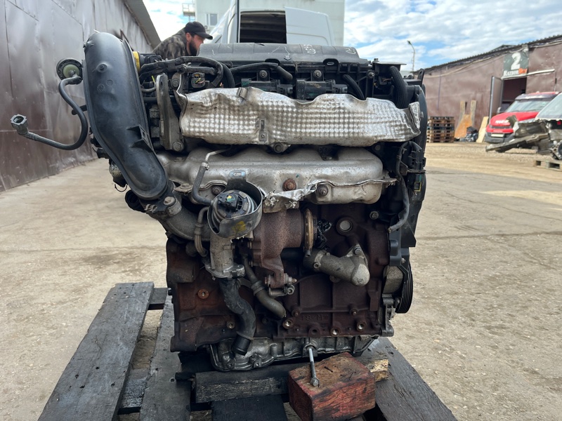 Двигатель Renault 3008 1 DW10CTED4 (RHE) 2.0 HDI 2011 (б/у)