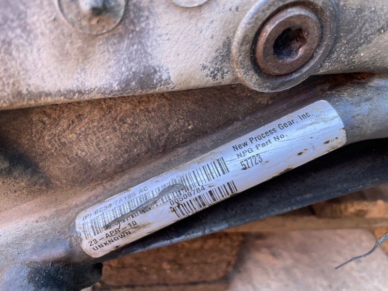 Раздатка FORD F250 F350 F450 6R140 (б/у) Раздатка FORD F250 F350 F450 6R140 (б/у)