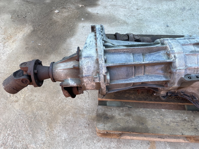 Раздатка FORD F250 F350 F450 6R140 (б/у) Раздатка FORD F250 F350 F450 6R140 (б/у)