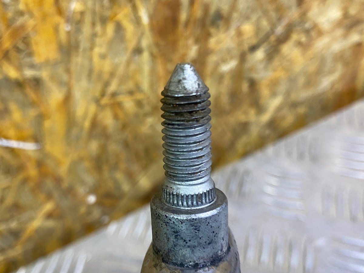 Кронштейн КПП Renault Arkana 1.3 H5H 2020 (б/у) Кронштейн КПП Renault Arkana 1.3 H5H 2020 (б/у)