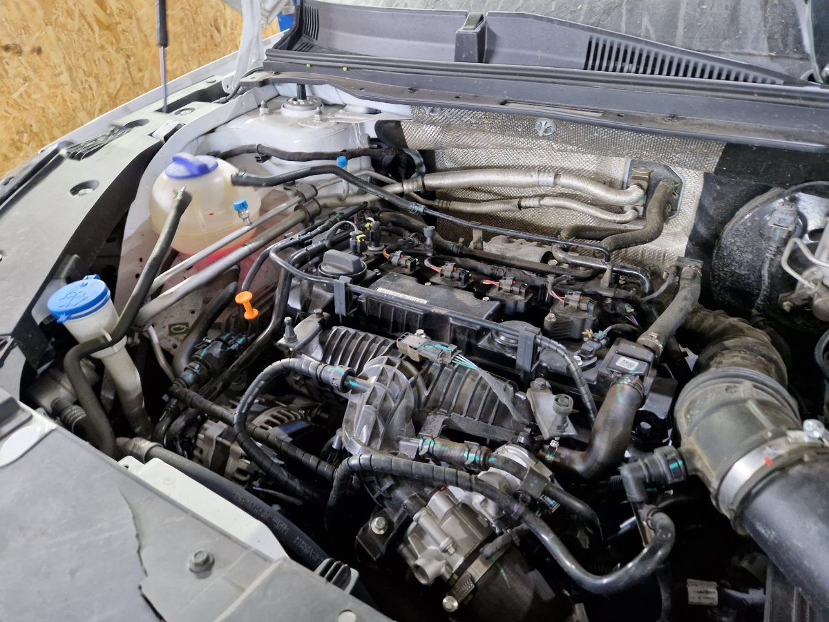 Автомобиль в разбор Omoda C5 2023 1.6 Автомобиль в разбор Omoda C5 2023 1.6