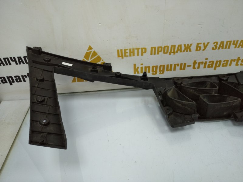 Кронштейн решетки радиатора Hyundai Tucson 4 NX4 2020 86366N9000 (б/у) Кронштейн решетки радиатора Hyundai Tucson 4 NX4 2020 86366N9000 (б/у)