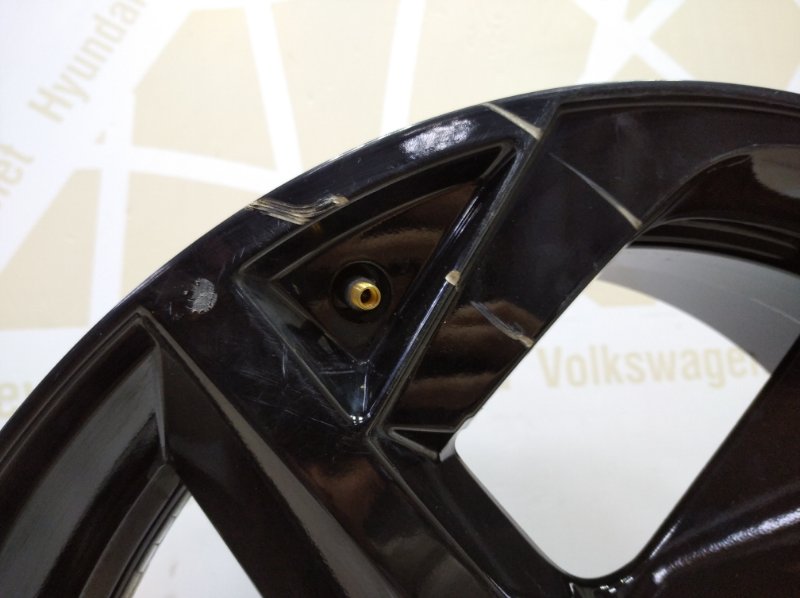 Диск литой R18 Omoda C5 T19C 2022 203000879AA (б/у) Диск литой R18 Omoda C5 T19C 2022 203000879AA (б/у)