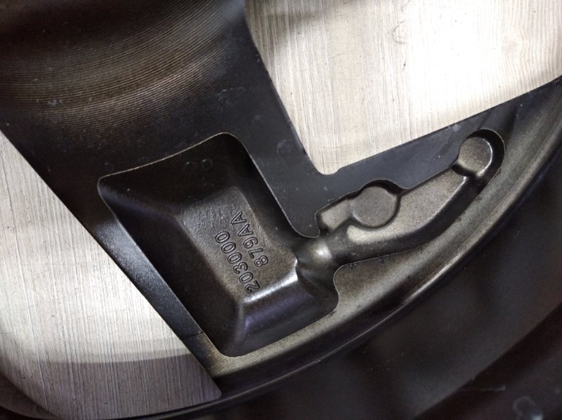 Диск литой R18 Omoda C5 T19C 2022 203000879AA (б/у) Диск литой R18 Omoda C5 T19C 2022 203000879AA (б/у)