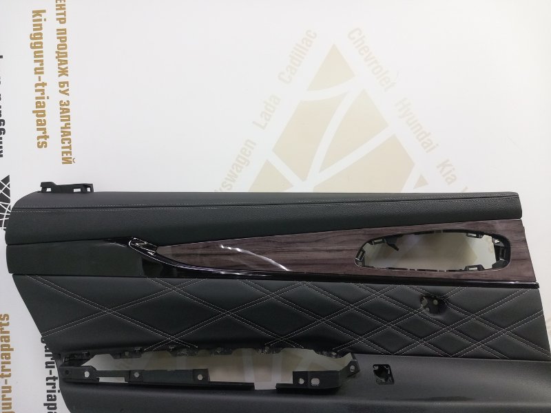 Обшивка боковой двери Exeed VX M36T 2021 задн. лев. 403001003AA (б/у)