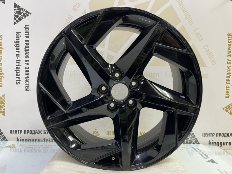 Диск литой R18 Omoda C5 T19C 2022 203000879AA (б/у) Диск литой R18 Omoda C5 T19C 2022 203000879AA (б/у)