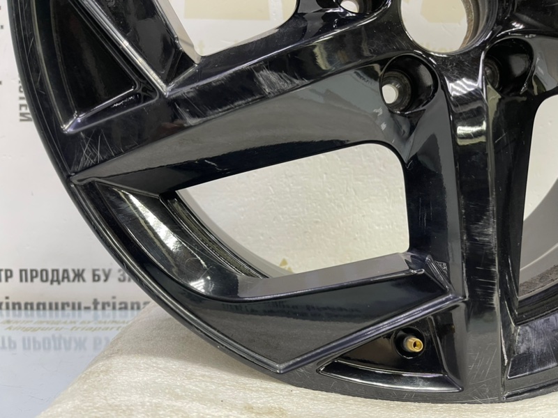 Диск литой R18 Omoda C5 T19C 2022 203000879AA (б/у) Диск литой R18 Omoda C5 T19C 2022 203000879AA (б/у)