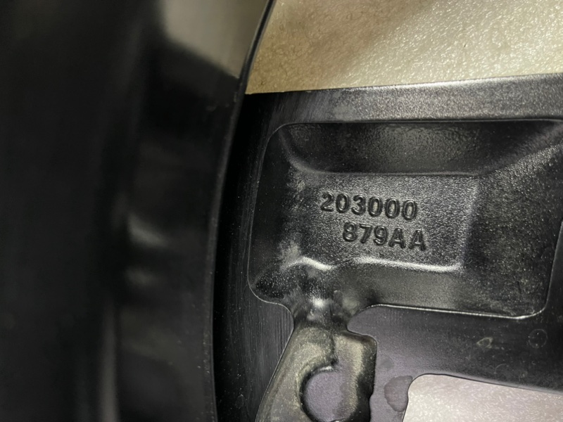 Диск литой R18 Omoda C5 T19C 2022 203000879AA (б/у) Диск литой R18 Omoda C5 T19C 2022 203000879AA (б/у)