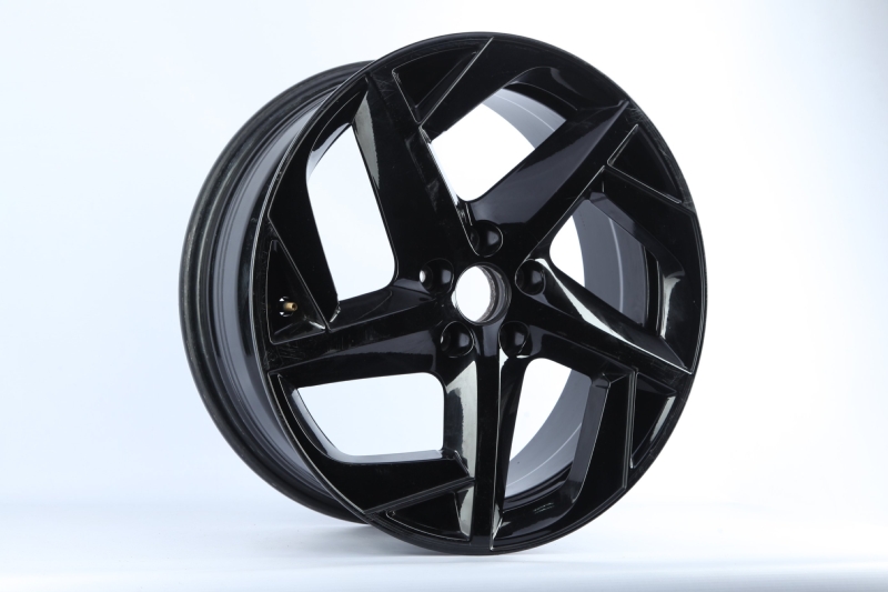 Диск литой R18 Omoda C5 T19C 2022 203000879AA (б/у) Диск литой R18 Omoda C5 T19C 2022 203000879AA (б/у)