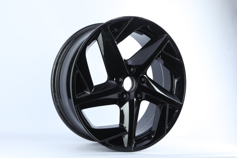 Диск литой R18 Omoda C5 T19C 2022 203000879AA (б/у)