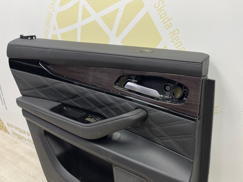 Обшивка двери Exeed VX M36T 2021 задн. лев. 403003983AA (б/у)