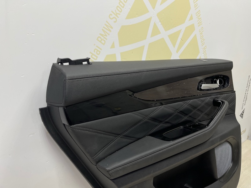 Обшивка двери Exeed VX M36T 2021 задн. лев. 403003983AA (б/у)