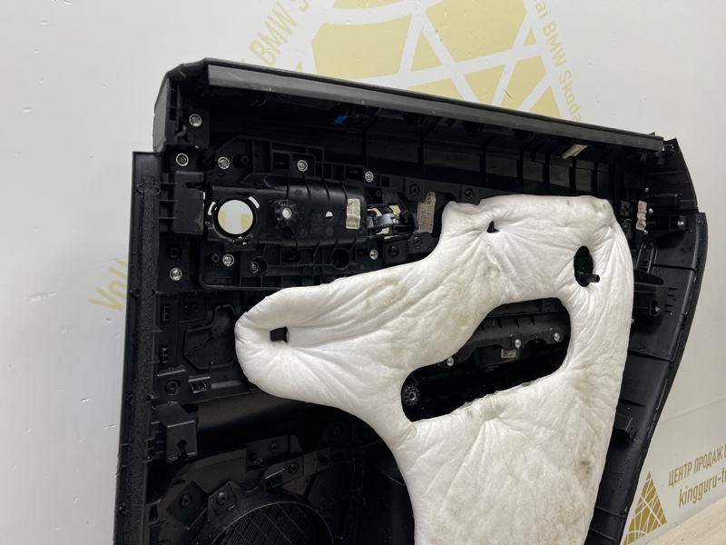 Обшивка двери Exeed VX M36T 2021 задн. лев. 403003983AA (б/у)