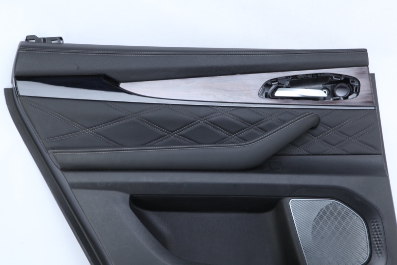 Обшивка двери Exeed VX M36T 2021 задн. лев. 403003983AA (б/у)