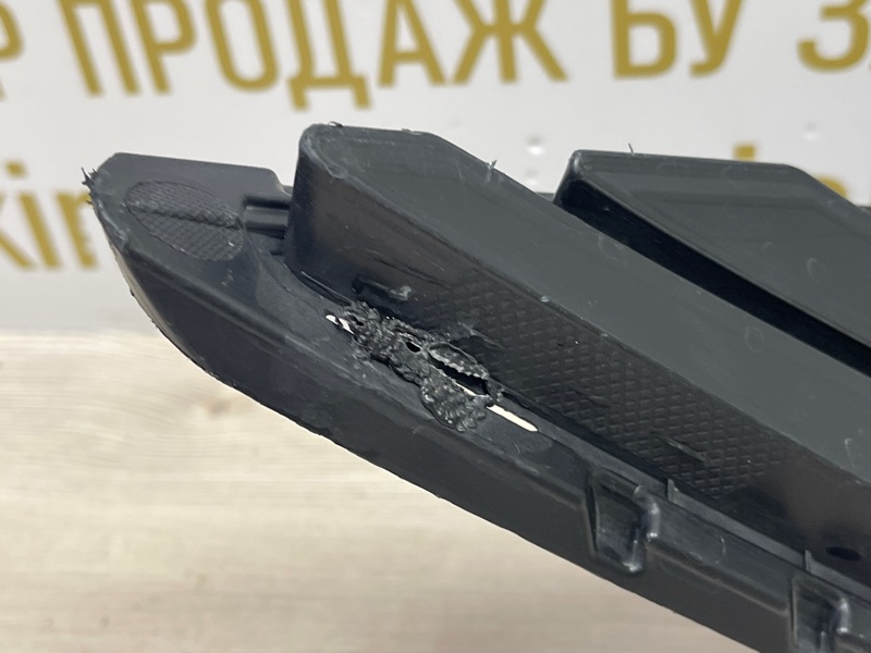 Решетка бампера передняя J7 2019-2023