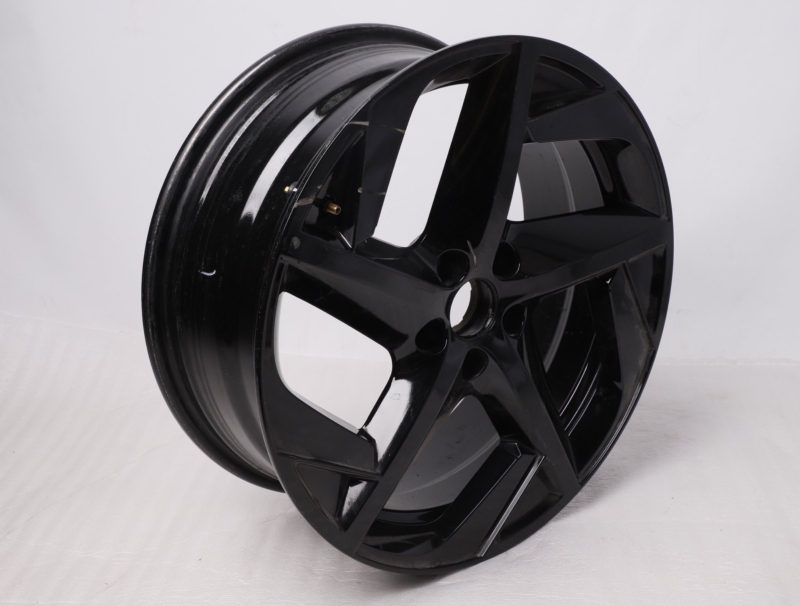 Диск литой R18 Omoda C5 T19C 2022 203000879AA (б/у) Диск литой R18 Omoda C5 T19C 2022 203000879AA (б/у)