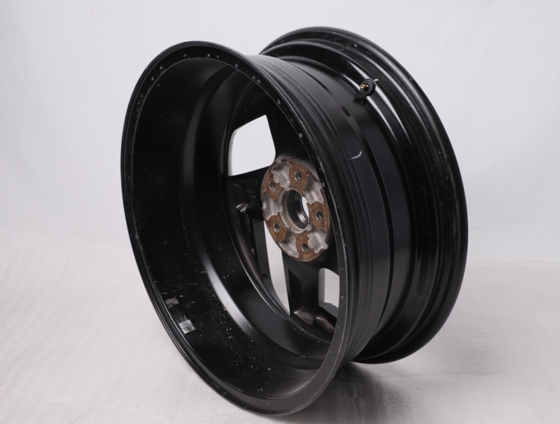 Диск литой R18 Omoda C5 T19C 2022 203000879AA (б/у) Диск литой R18 Omoda C5 T19C 2022 203000879AA (б/у)