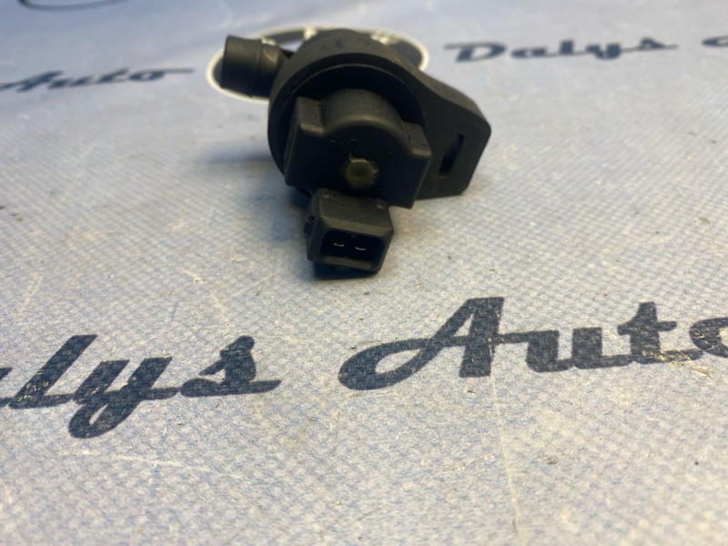 Клапан вентиляции топливного бака BMW 525i E39 M54B25 2002г. Октябрь (б/у)