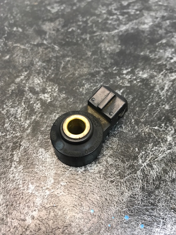 Датчик детонации Mercedes-Benz GL-Class X164 M273KE46 (б/у)