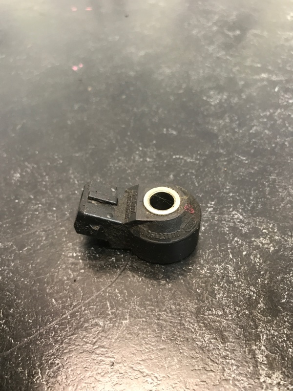 Датчик детонации Mercedes-Benz E-Class W211 M112.949 (б/у)